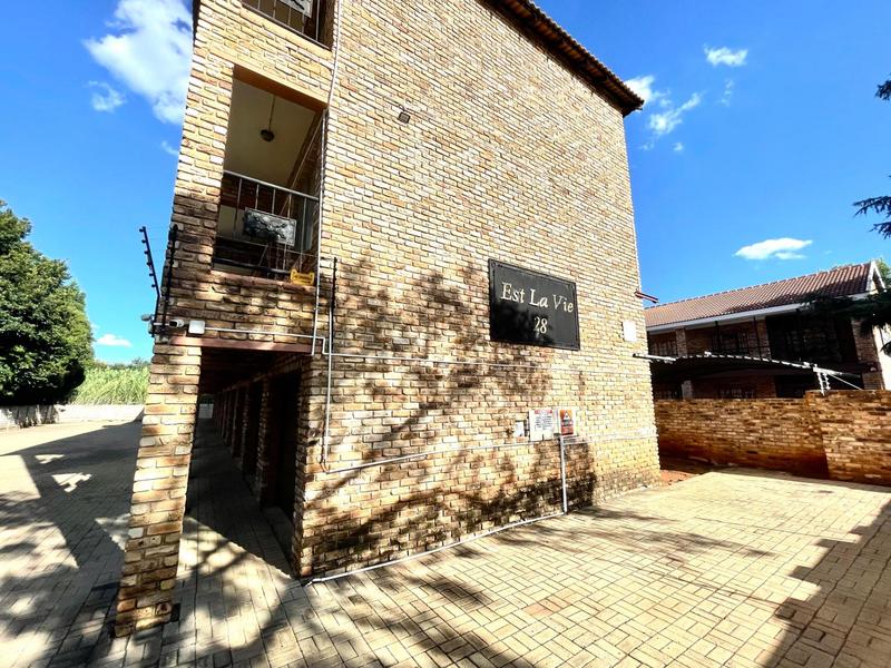 To Let 2 Bedroom Property for Rent in Bult West North West